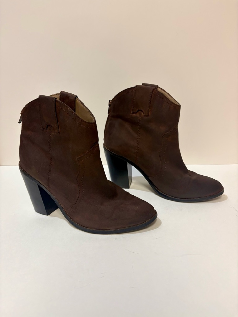 Merona Brown Suede Ankle Western Cowgirl Boots Size 9 Distressed